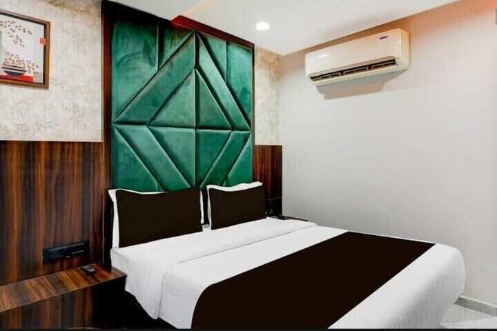 Room 31 of 51