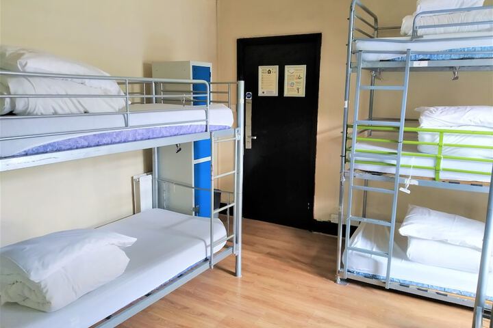 Room 2 of 13