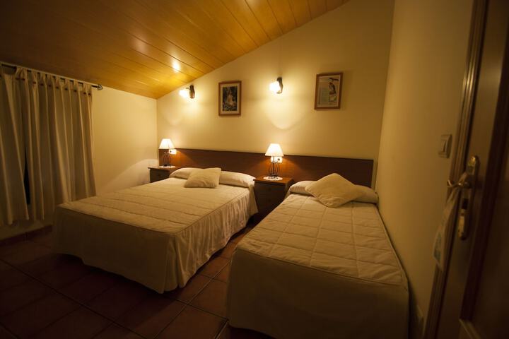 Room 7 of 19