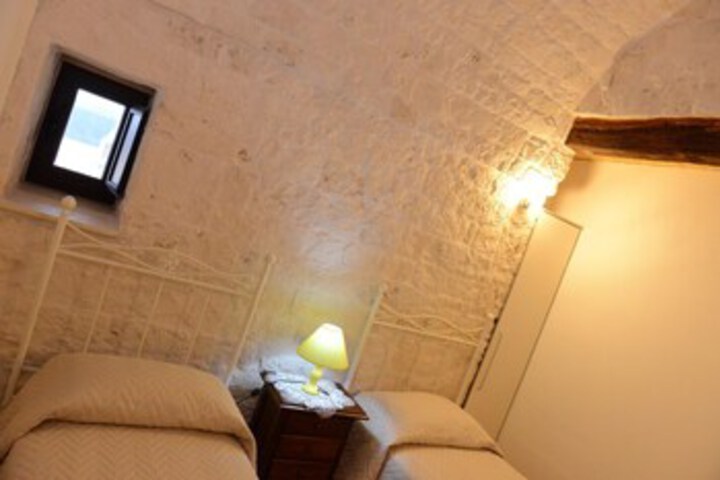 Room 37 of 45
