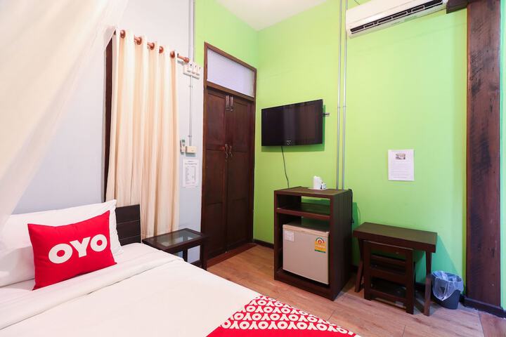 Room 14 of 37