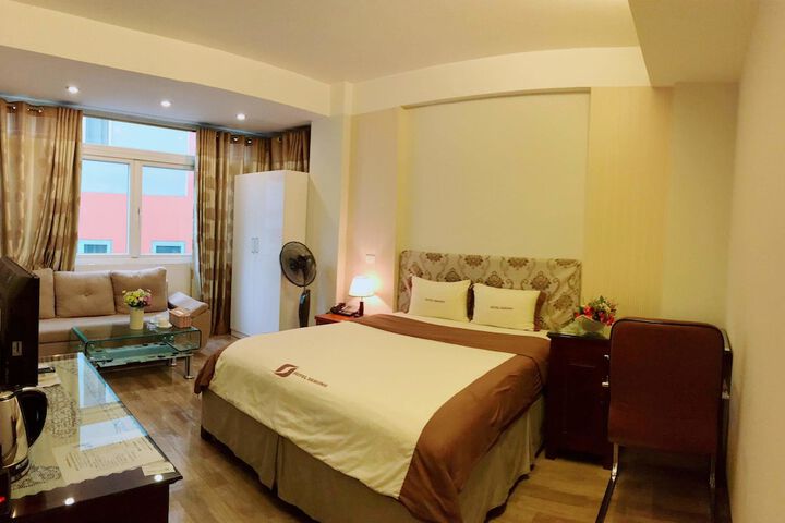 Room 19 of 28