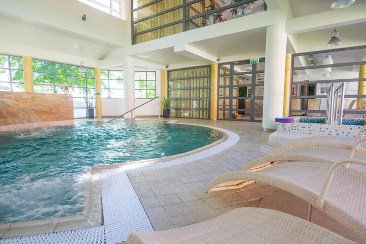 Pool 14 of 36