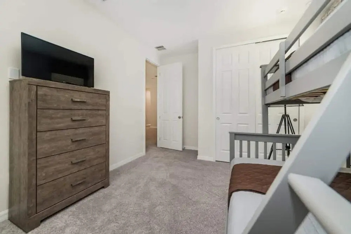 Room 3 of 19