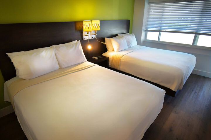Standard Double Room 2 Queen Beds (5 of 9)