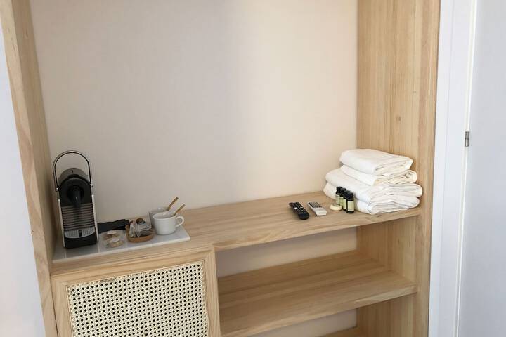 Room 35 of 61