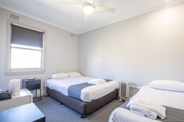 Room 5 of 43
