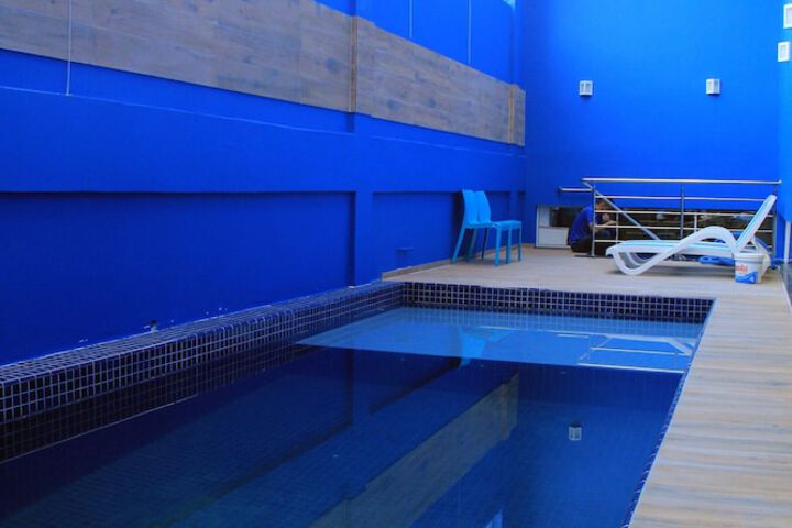 Pool 53 of 105