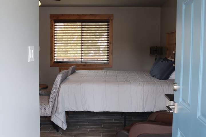 Room 17 of 87