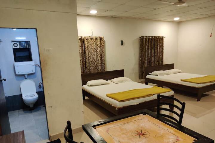 Room 5 of 41