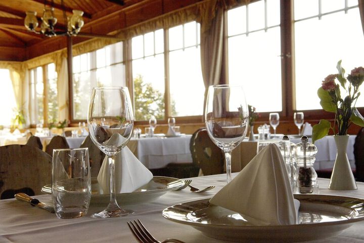 Dining 78 of 113