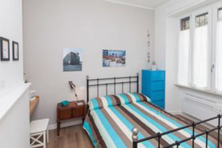 Room 10 of 21