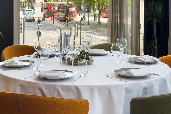 Dining 60 of 92
