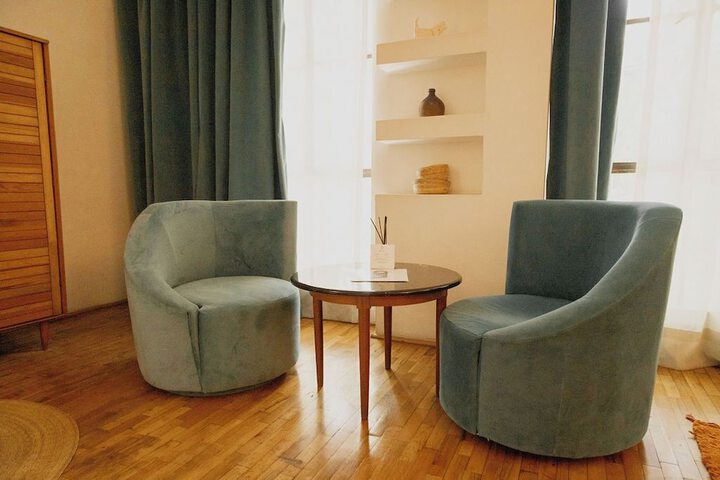 Room 46 of 103