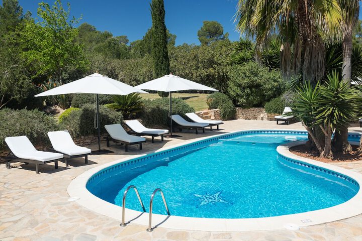 Pool 43 of 80