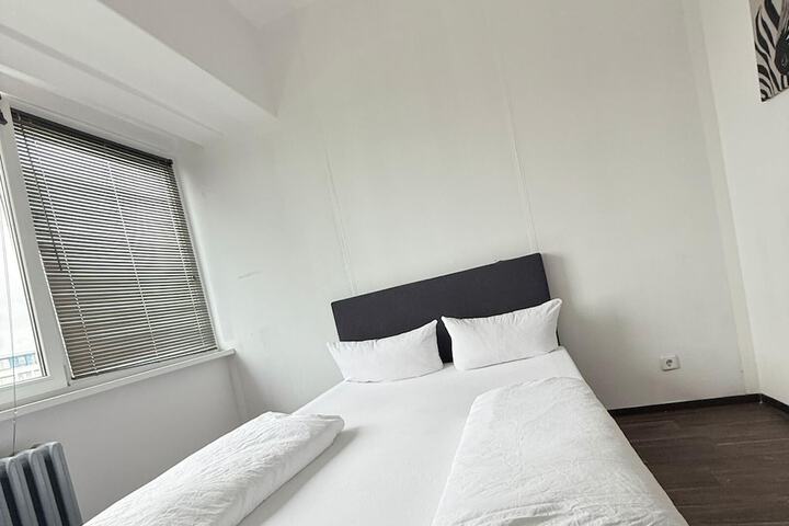 Room 78 of 150