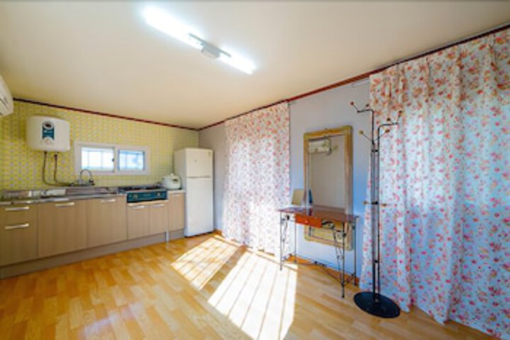 Room 15 of 35