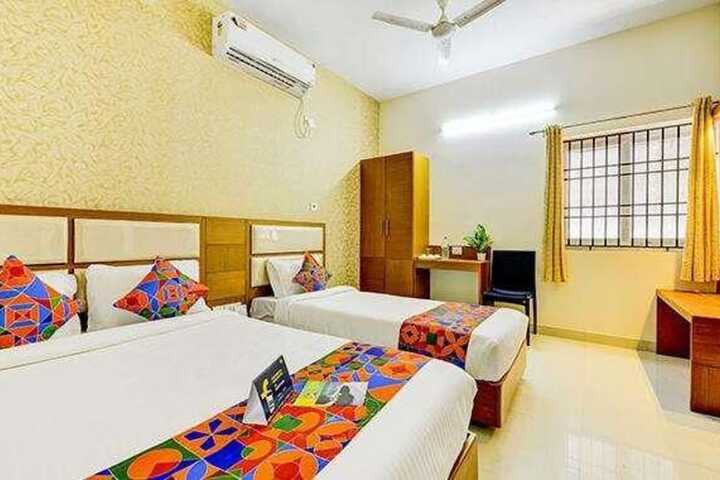 Room 15 of 23