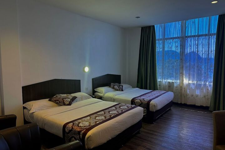 Room 13 of 52