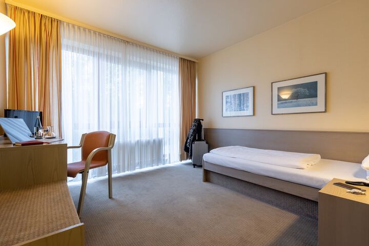 Room 15 of 47