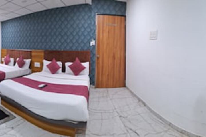 Room 5 of 26