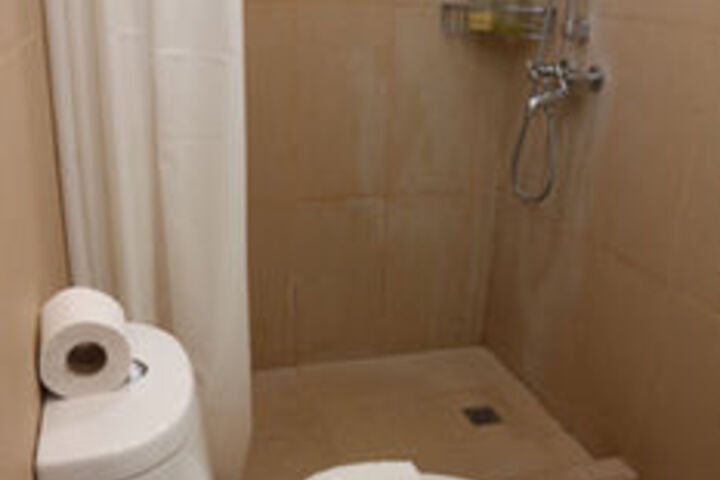 Room 2 of 50