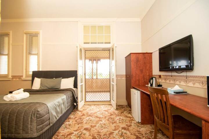 Room 15 of 55
