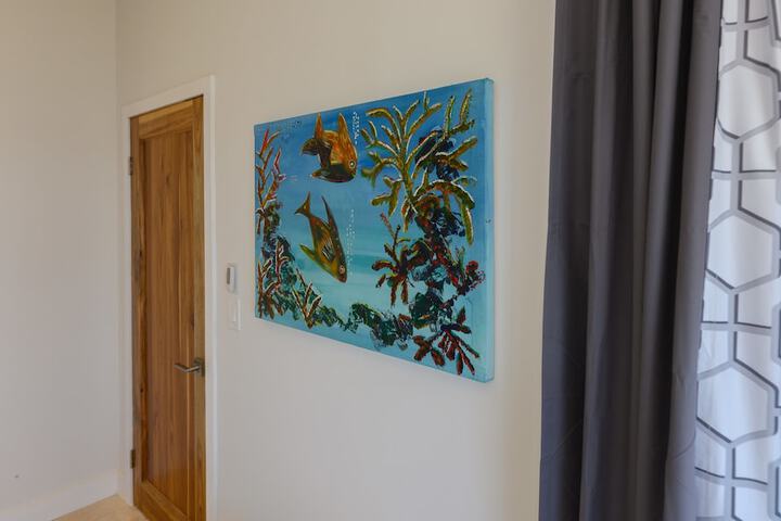 Room 12 of 89