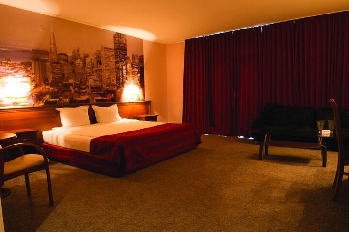 Room 36 of 50