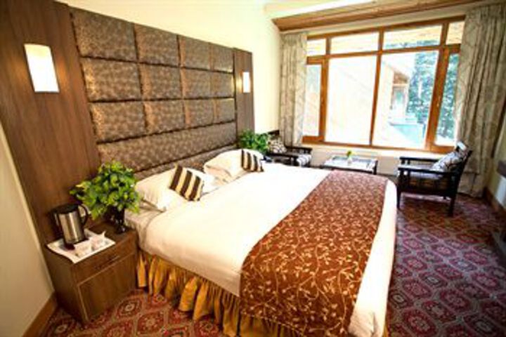 Room 4 of 22