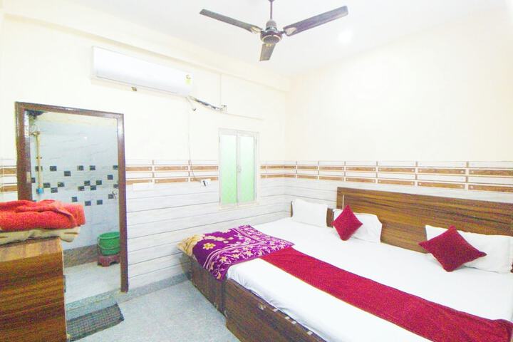 Room 14 of 26