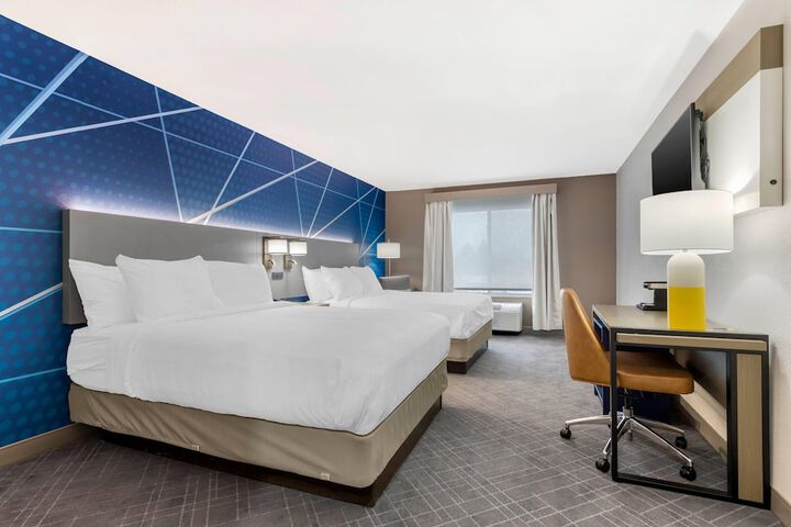 Room 20 of 64