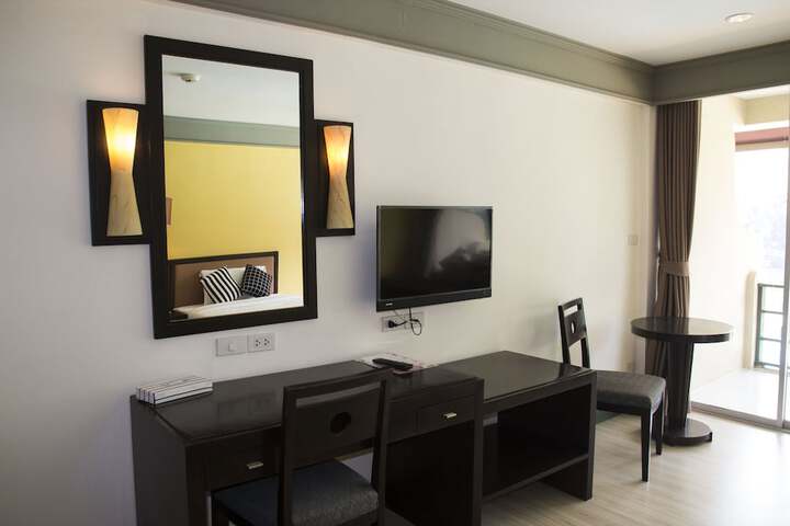 Room 14 of 47
