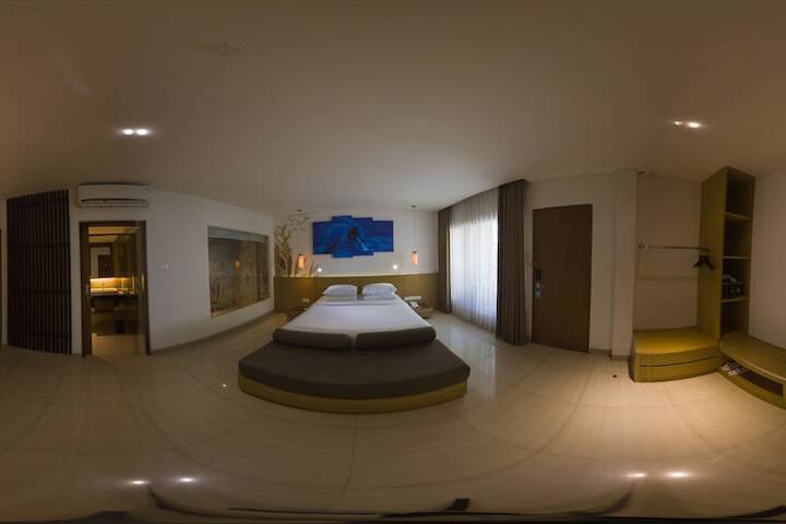 Room 21 of 54