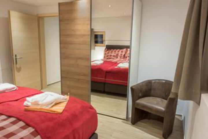 Room 112 of 188