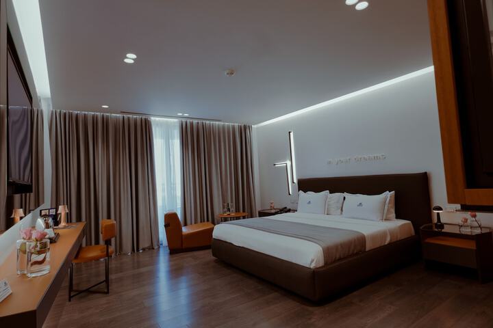 Room 7 of 67