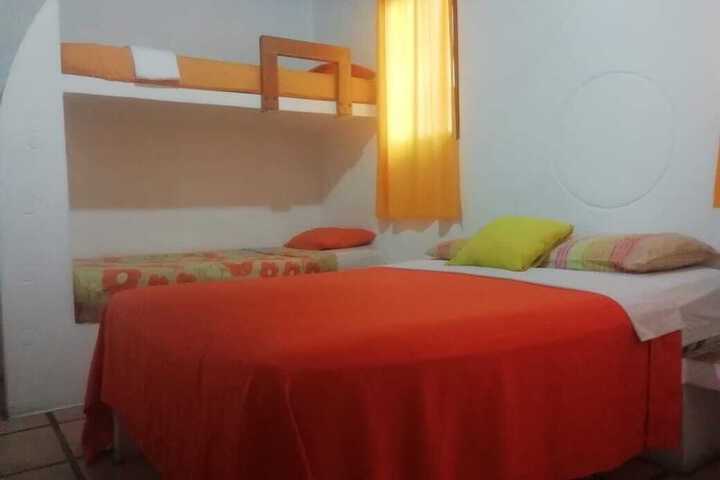 Room 11 of 27