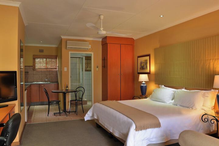 Room 37 of 201