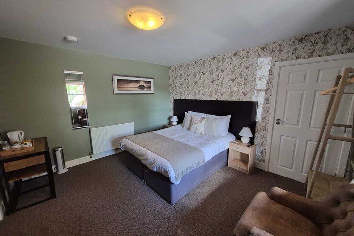 Room 5 of 22