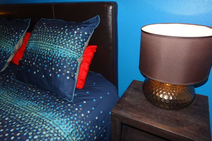Room 2 of 31