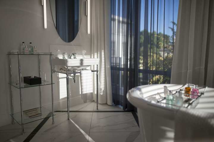 Room 21 of 55
