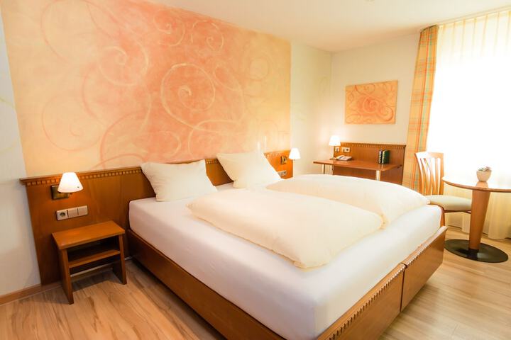 Room 4 of 56