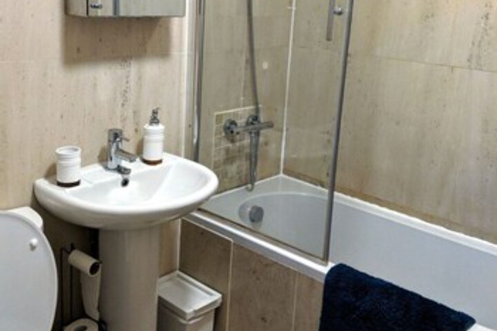 Room 6 of 53