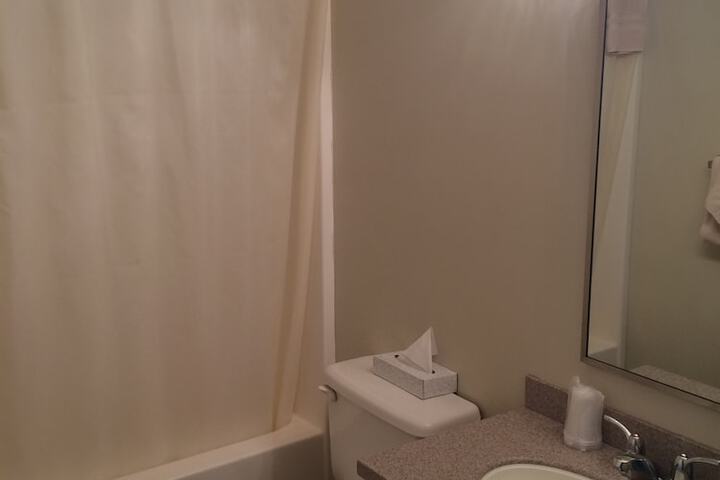 Room 8 of 22