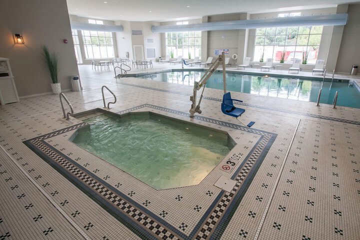 Private pool