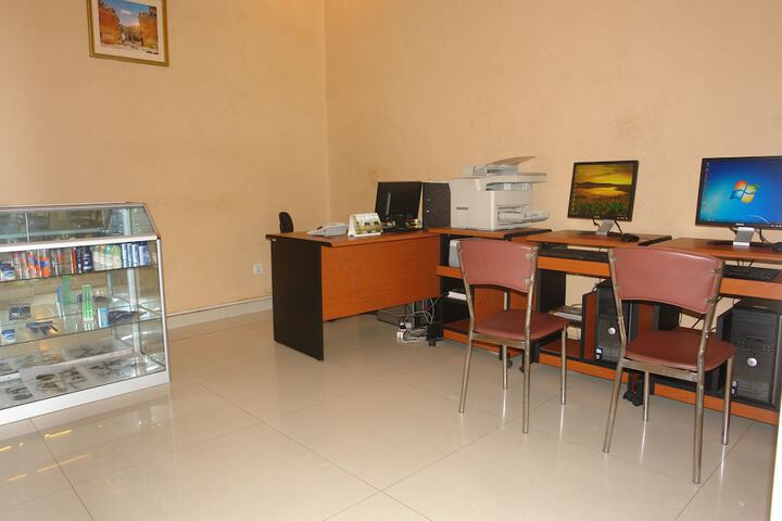 Business Center 59 of 66
