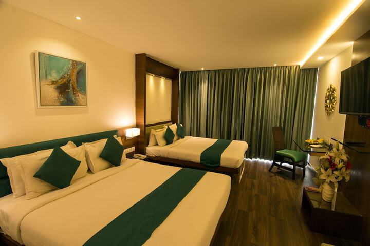 Room 25 of 79