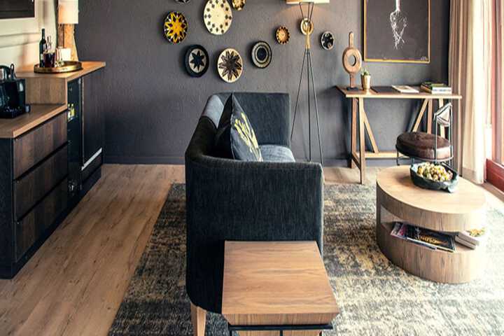 Room 5 of 38