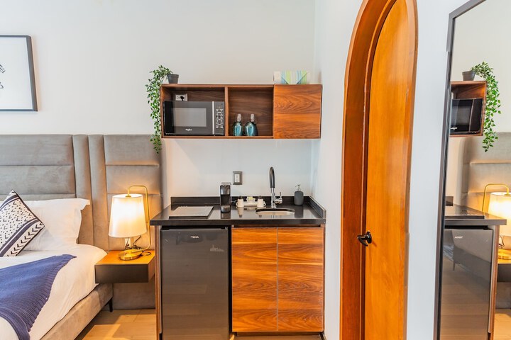Room 33 of 329