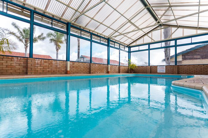Pools & Facilities